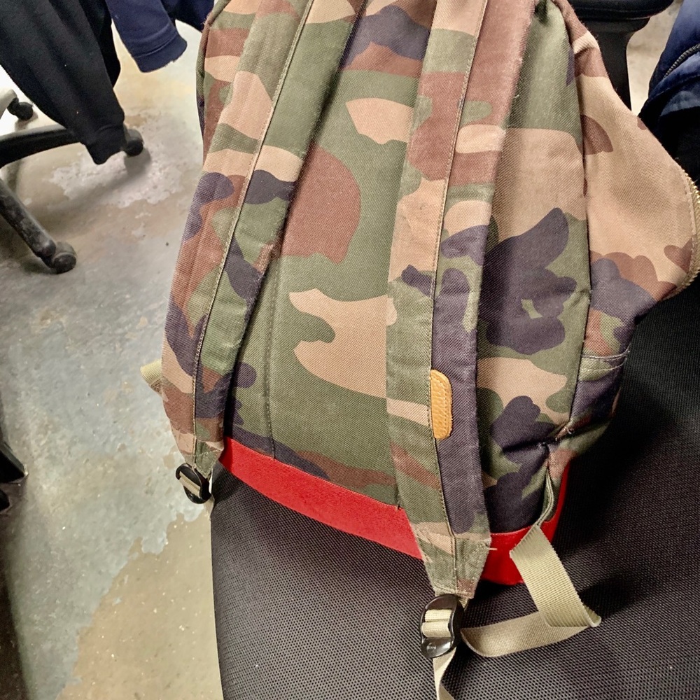 Backpack - Picture 2 of 2